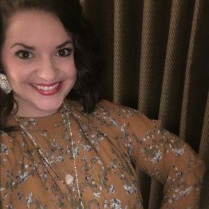 Meet your Posher, Ali